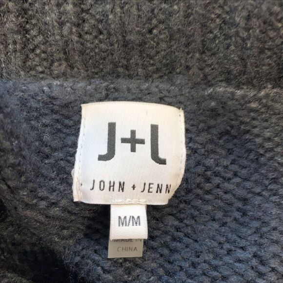 John & Jenn Womens Turtleneck Sweater Crop Cuffed - Picture 7 of 9